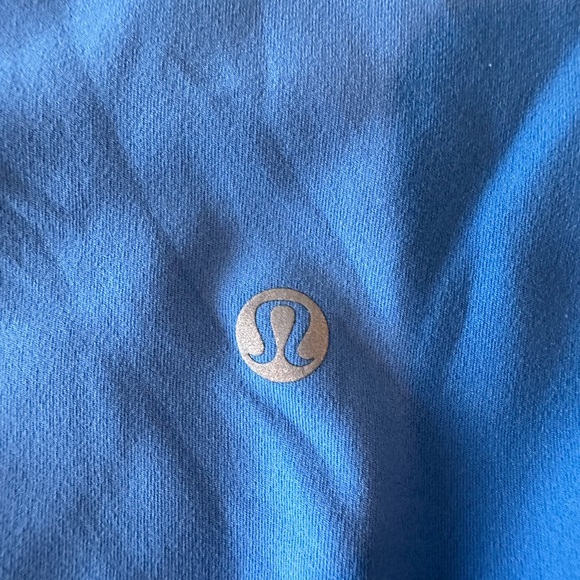 Lululemon align shorts size 6 - Picture 3 of 4